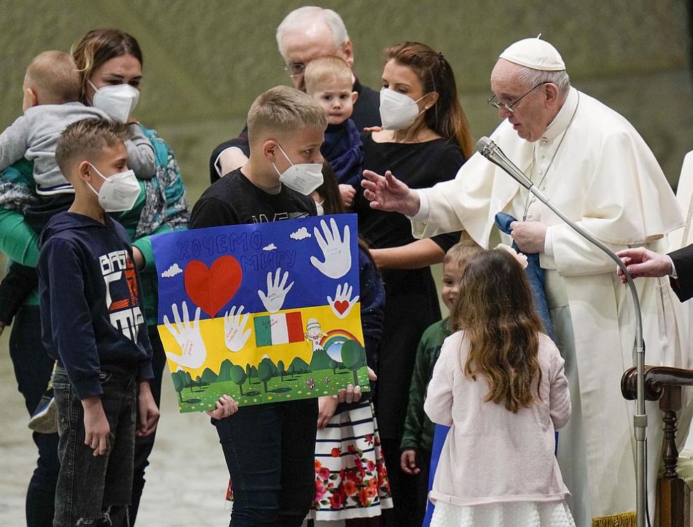 Папа Франциск днес осъди клането в Буча, докато държеше в