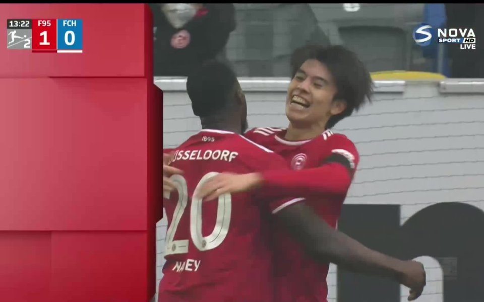 Фортуна Дюселдорф победи с 3:0 Ханза Рощок в мач от