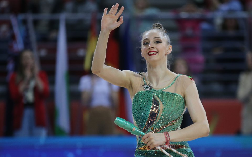 Боряна Калейн спечели златен медал в многобоя по художествена гимнастика