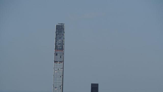 Най-тънкият небостъргач в света е завършен (ВИДЕО)