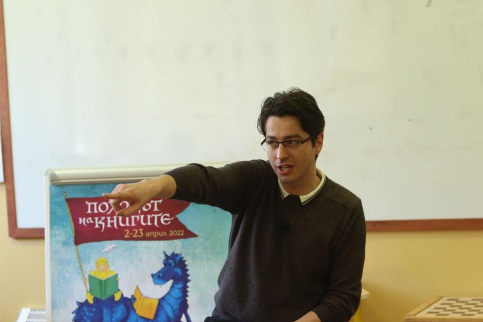 Министърът на културата Атанас Атанасов се включи в инициативата „Походът на книгите“, посветена на Международния ден на детската книга - 2 април
