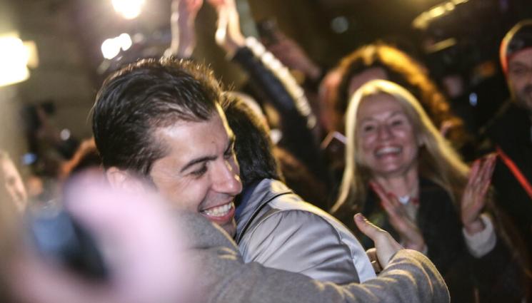 Продължаваме промяната - НАЙ-СЕТНЕ: Учредяват партия