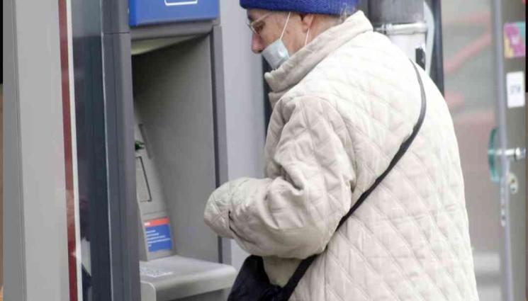 пари - Активни потребители съветват: Пестим от такси, ако плащаме с карта