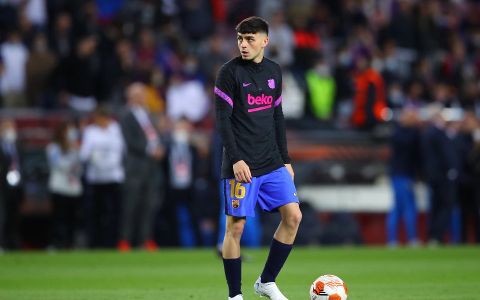 Младата звезда на Барселона Педри вероятно няма да играе повече