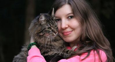 щастлива котка