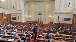 Народното събрание ще проведе извънредно заседание във вторник на което