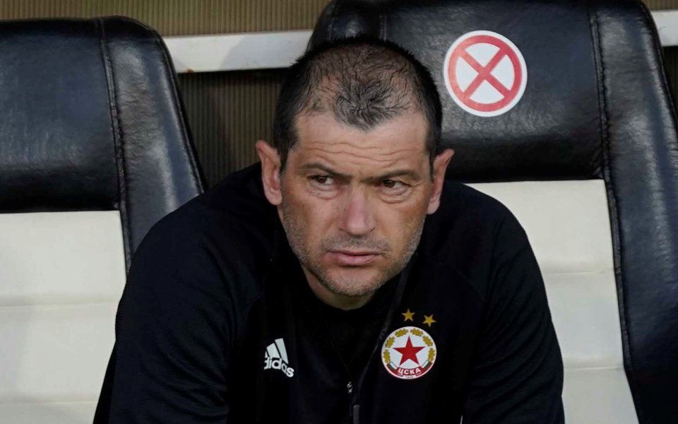 Стоян Колев е бил убеден лично от Стойчо Младенов да