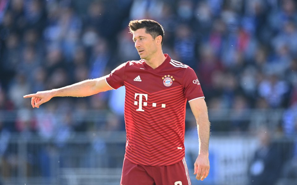 Преговорите с Роберт Левандовски за нов договор не са онлайн