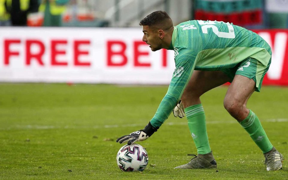 Вратарят на ЦСКА Димитър Евтимов, който беше избран за Играч