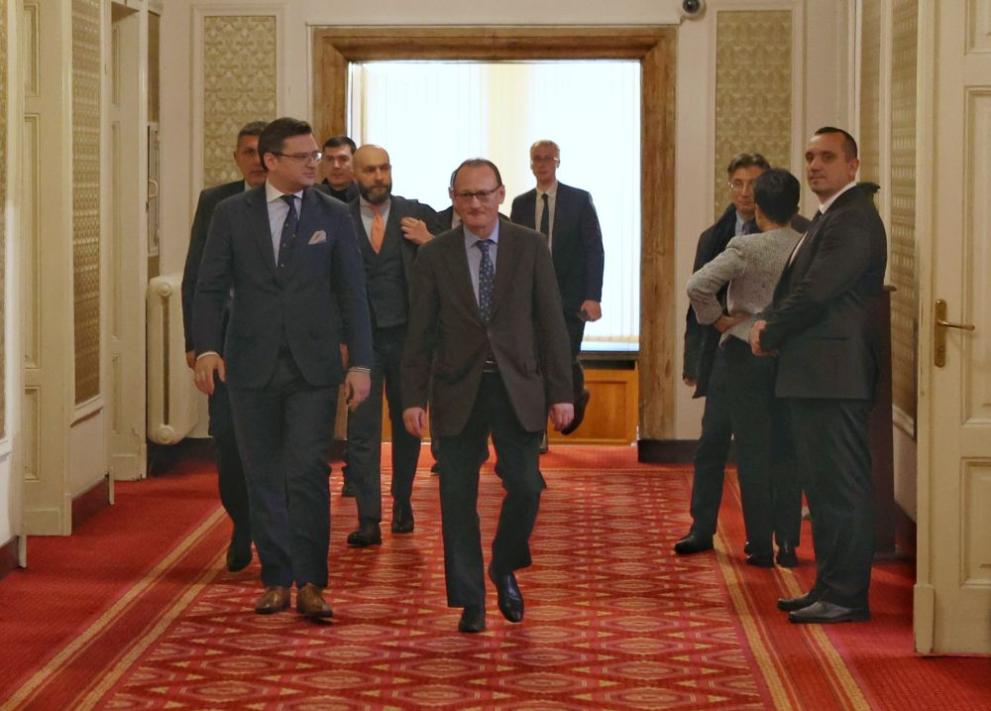 Министърът на външните работи на Украйна Дмитро Кулеба е на