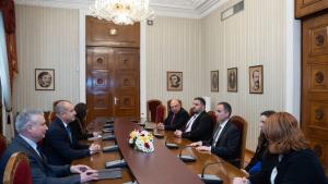 Президентът Румен Радев проведе среща на Дондуков 2 с председателя