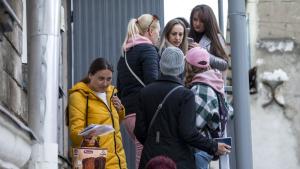 От 250 украински бежанци едва пет от тях са заявили