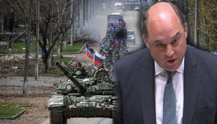 Бен Уолъс - РОКАДИ: Британският военен министър подаде оставка