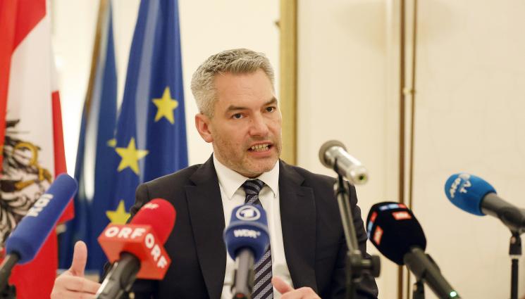 Карл Нехамер - Австрия и Германия ще плащат руския газ в рубли