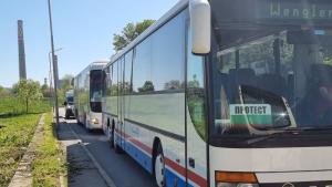 Автобусни превозвачи минаха в протестно шествие през центъра на Плевен