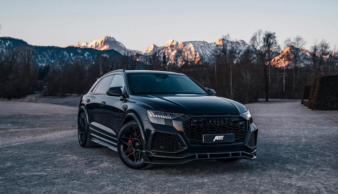  Audi RSQ8 Signature Edition