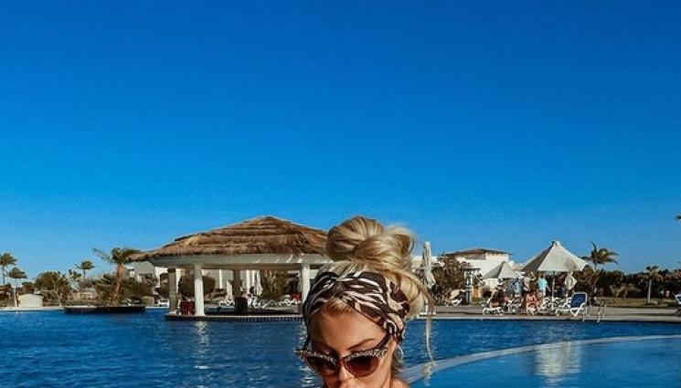 Андреа - СЕФТЕ: Андреа се пусна без Фотошоп, показа целулита! (ВИДЕО)