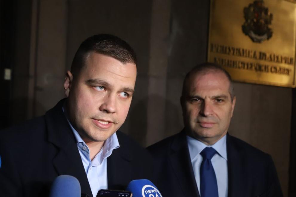 Този коалиционен съвет по принцип е въз основа на това,