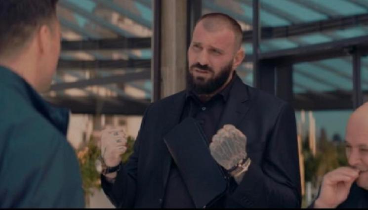 емо каменот къртицата - ЕКРАН: Емо Къртицата гони актьорска кариера