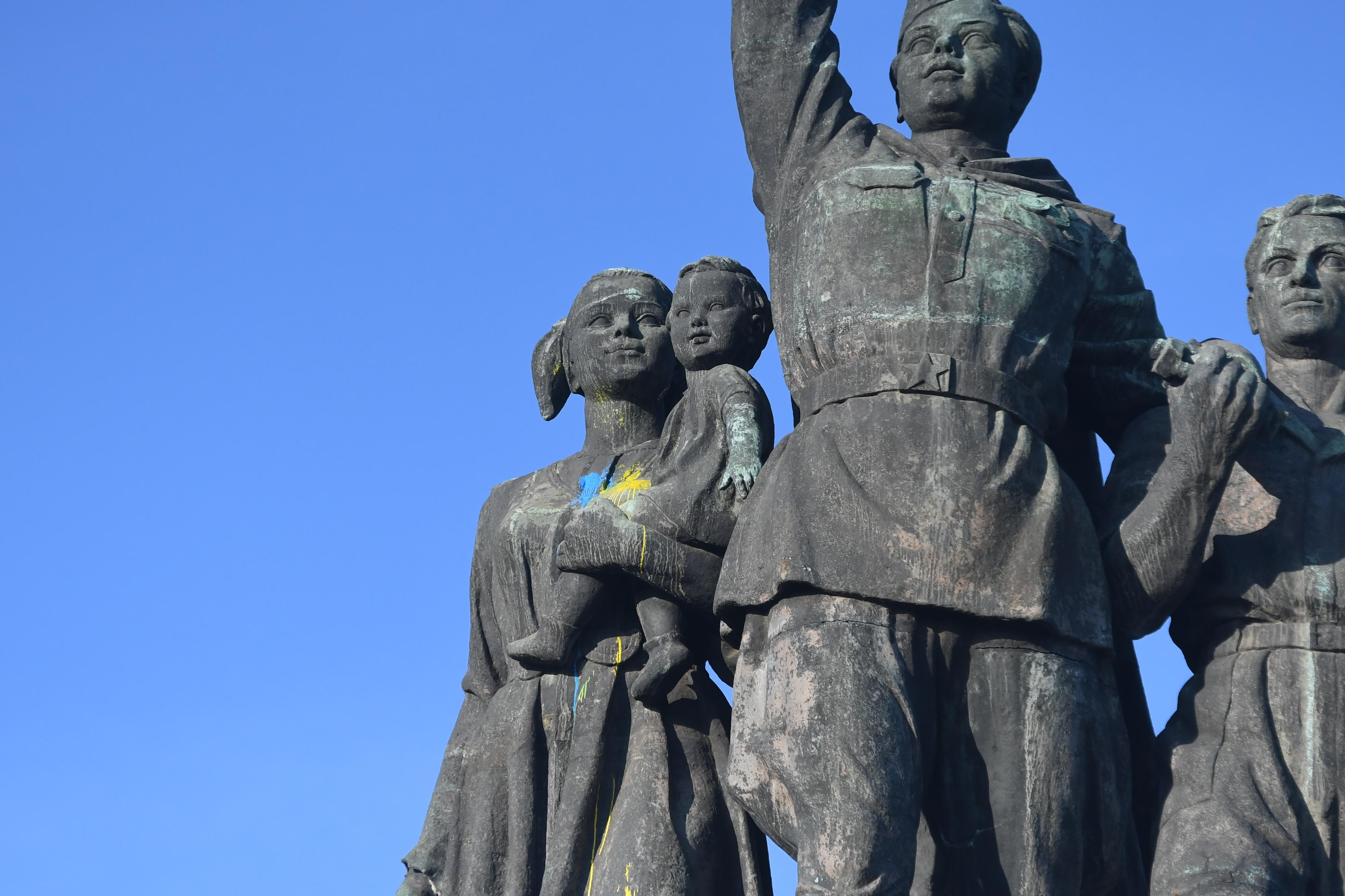 Паметник на Съветската армия