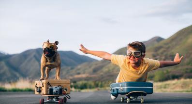 дете и куче