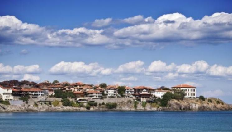 море къщи - Юрнахме се да купуваме жилища край морето. Сделките с имоти скочили двойно, цените започват да набъбват