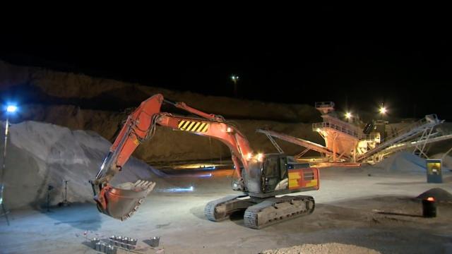 Полуфиналните предизвикателства в „Един за друг“ започват