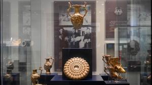 Панагюрското златно съкровище пристигна в музея в Пловдив с въоръжена