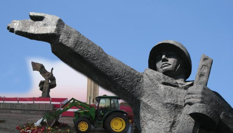 латвия - Латвия събаря паметника на съветската армия в Рига, парламентът го одобри със закон. От Москва казаха, че ще дойдат да си го вземат