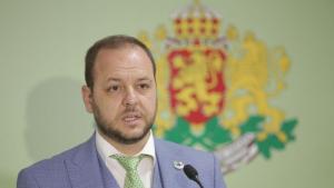 Бившият вицепремиер и министър на екологията БориславСандов е заседнал в