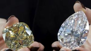 Докато някои смятат че естественият диамант формиран в продължение на