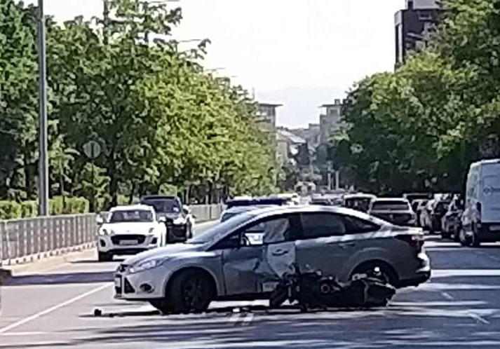 блъснат моторист