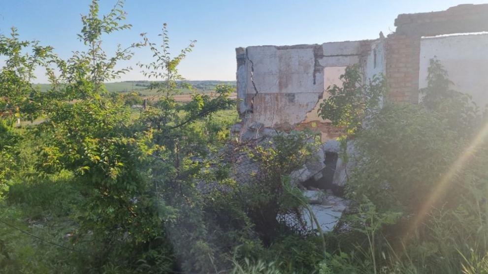  Бургас стена 