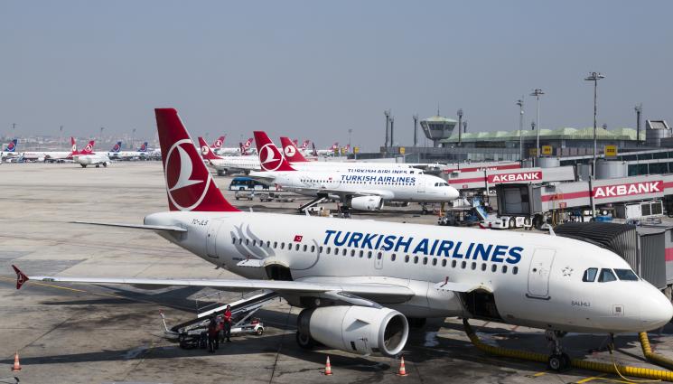 самолет - Турция отменя полетите си от и до няколко града в Русия, Украйна и Беларус, мярката е до 31 май