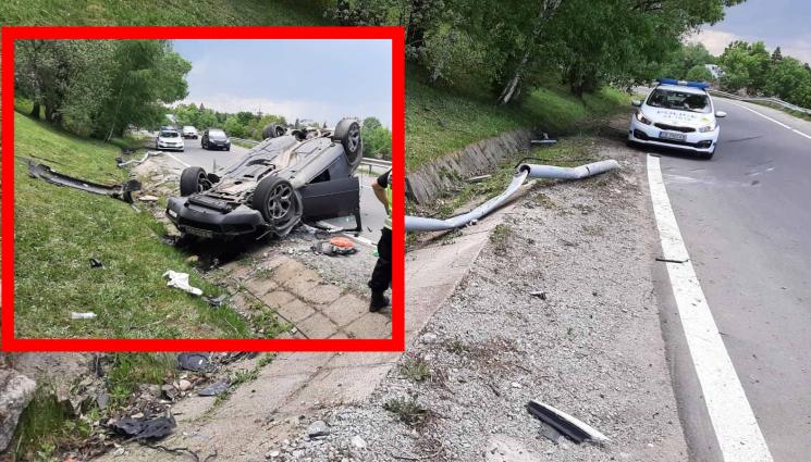 катастрофа Бояна - ВОЙНАТА НА ПЪТЯ: Кола се обърна край София, има пострадали (СНИМКИ)