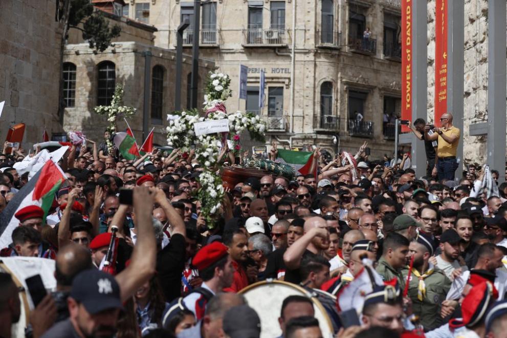 Израелската полиция започна разследване на действията по време на погребението