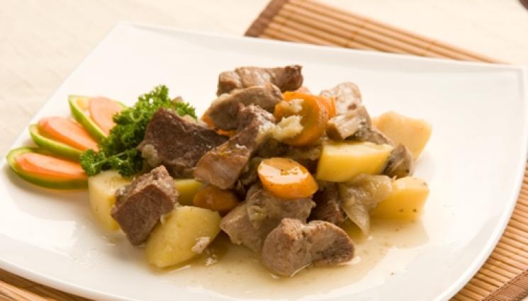 месо със зеленчуци манджа - БОНАПЕТИТНИ ИЗКУШЕНИЯ: Да хапнем и пийнем по нашенски