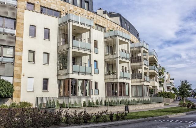 Свободните жилища в завършени комплекси в София намаляват незначително от