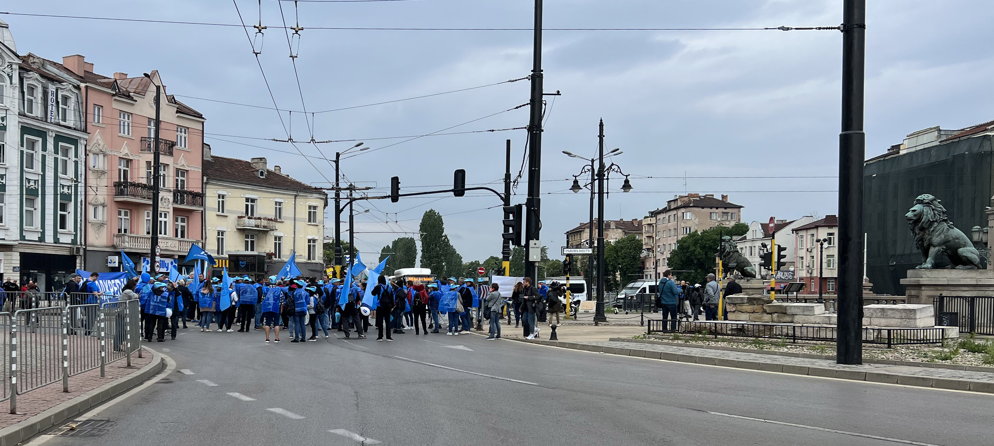 <p>Представители на транспортния сектор протестират в София.</p>