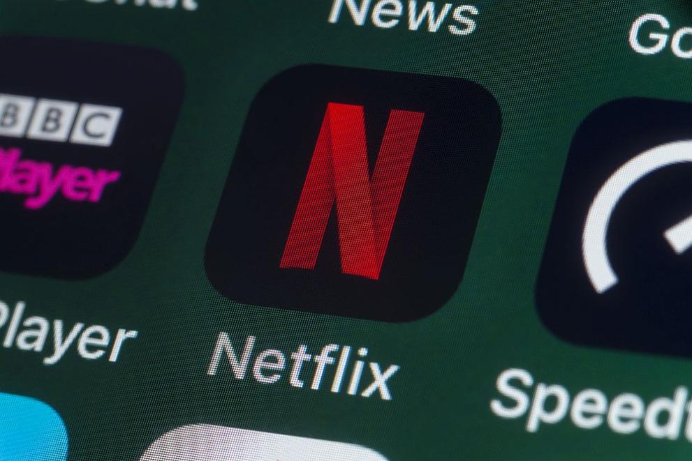 Американската компания Нетфликс (Netflix) съобщи, че е съкратила около 2