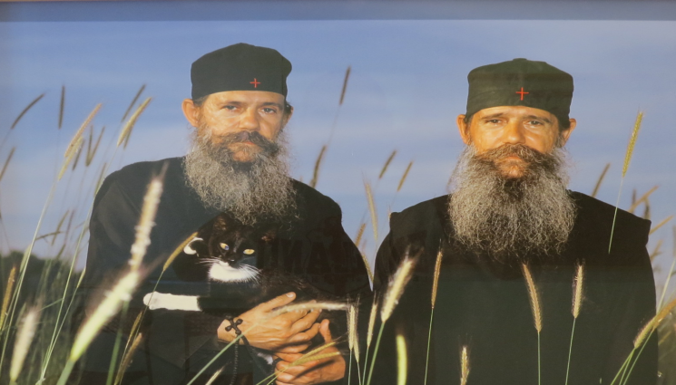 н - ВЯРА: Поредица Съкровищата на Света гора: Отшелниците на Атон подредиха в изложба