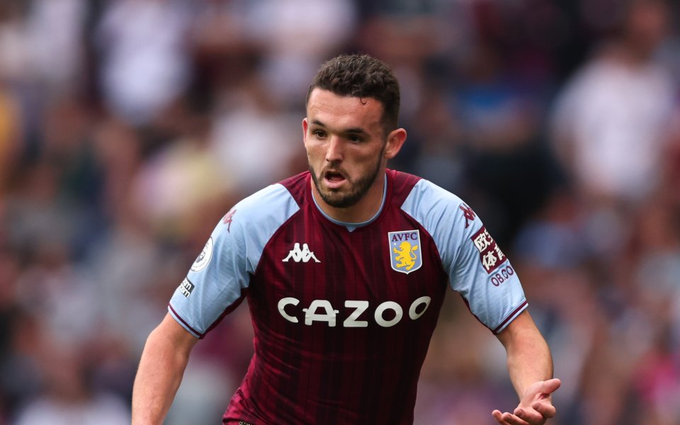 Отборът на Тотнъм е регистрирал интерес халфа на Астън Вила