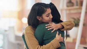 Прегръдките помагат на жените да се справят със стреса дори