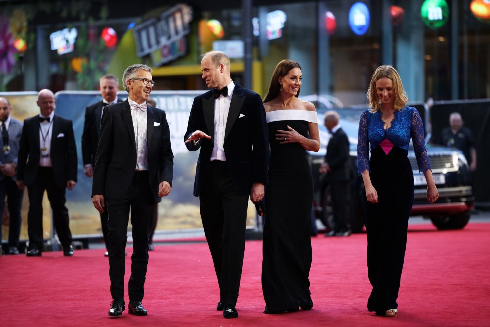 Премиерата на „Топ Гън: Маверик“ събра на червения килим Том Круз, Принц Уилям и съпругата му Кейт Мидълтън