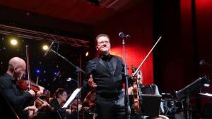 Виртуозният Веско Ешкенази тръгва на национално турне с Плевенската филхармония