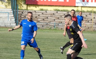 Марица Пловдив изпусна опитния Янко Ангелов Халфът си тръгва от клуба след