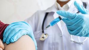 204 втори бустерни иРНК ваксини срещу COVID 19 са поставени към