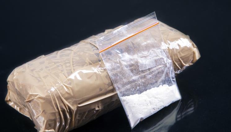 хероин - При спецакция: Закопчаха двама с близо 10 килограма хероин в София и Сандански