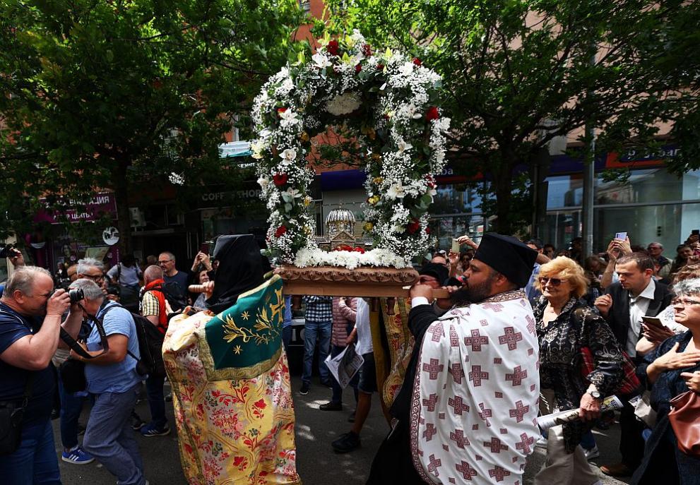 На 25 май, сряда, ще се състои изпращане на мощите