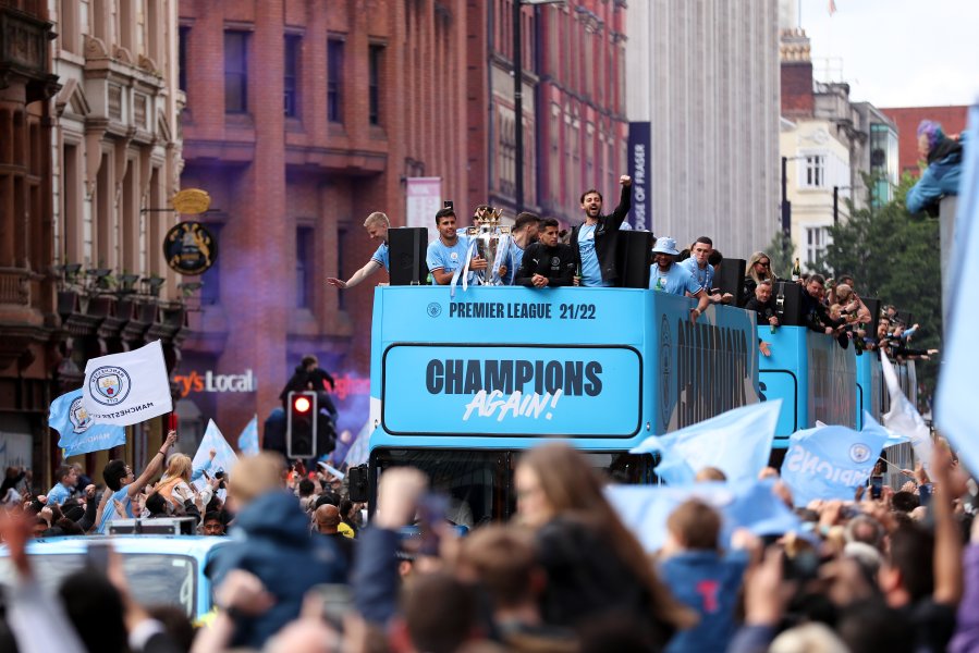 Шампионският парад на Манчестър Сити1